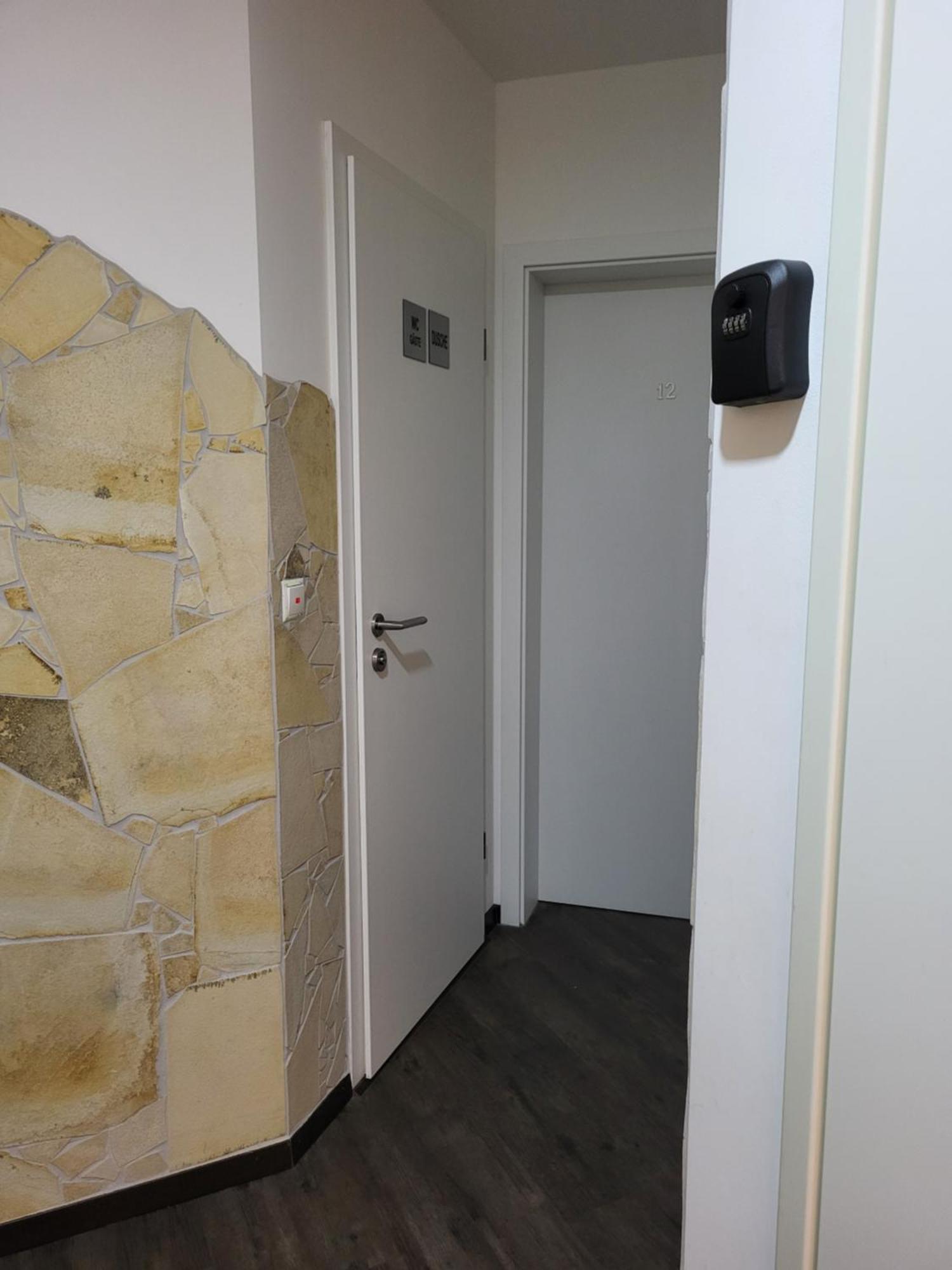 Seelze-Letter Monteurzimmer / Apartment / Messezimmer Bilik gambar