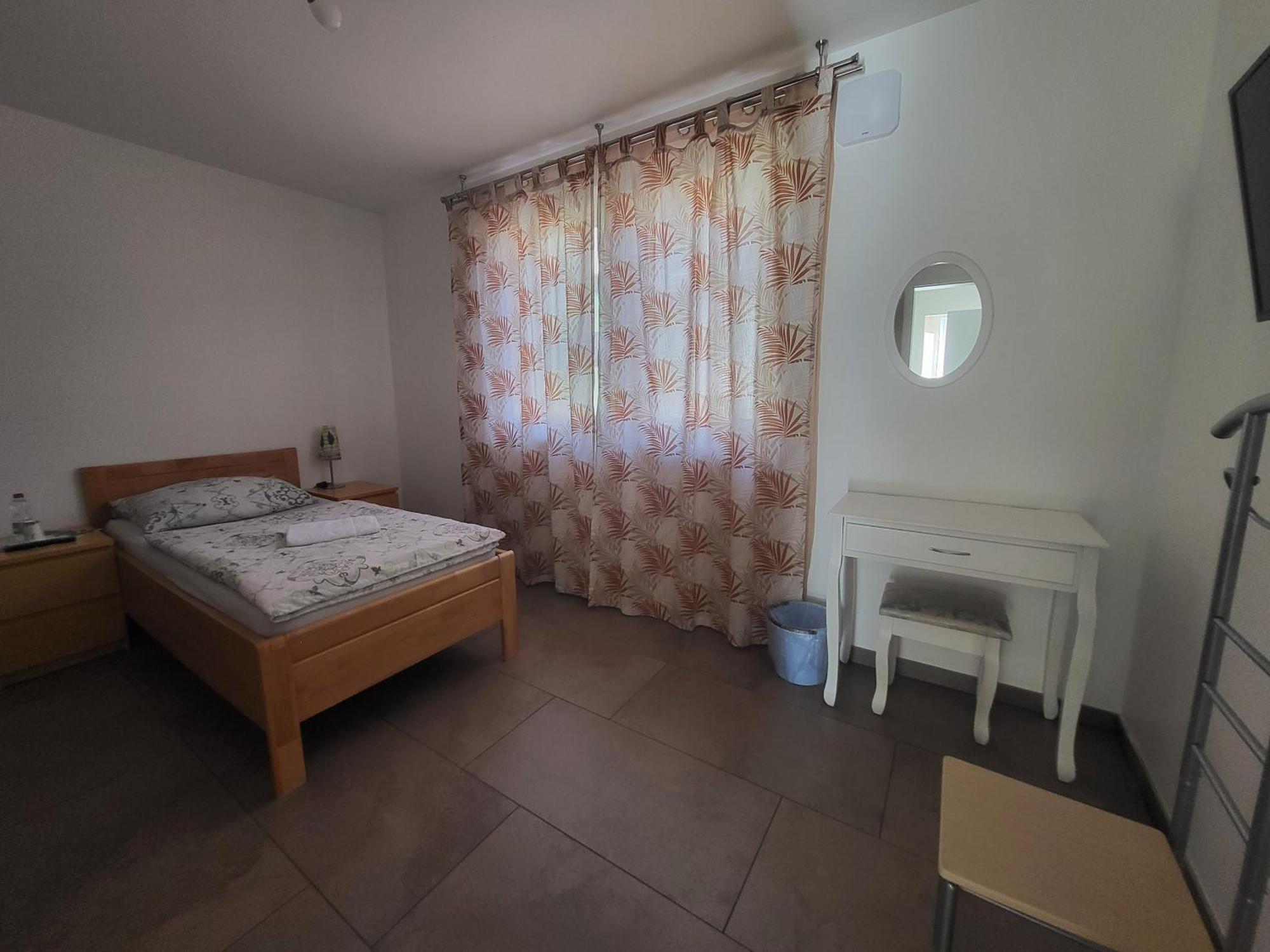 Seelze-Letter Monteurzimmer / Apartment / Messezimmer Bilik gambar