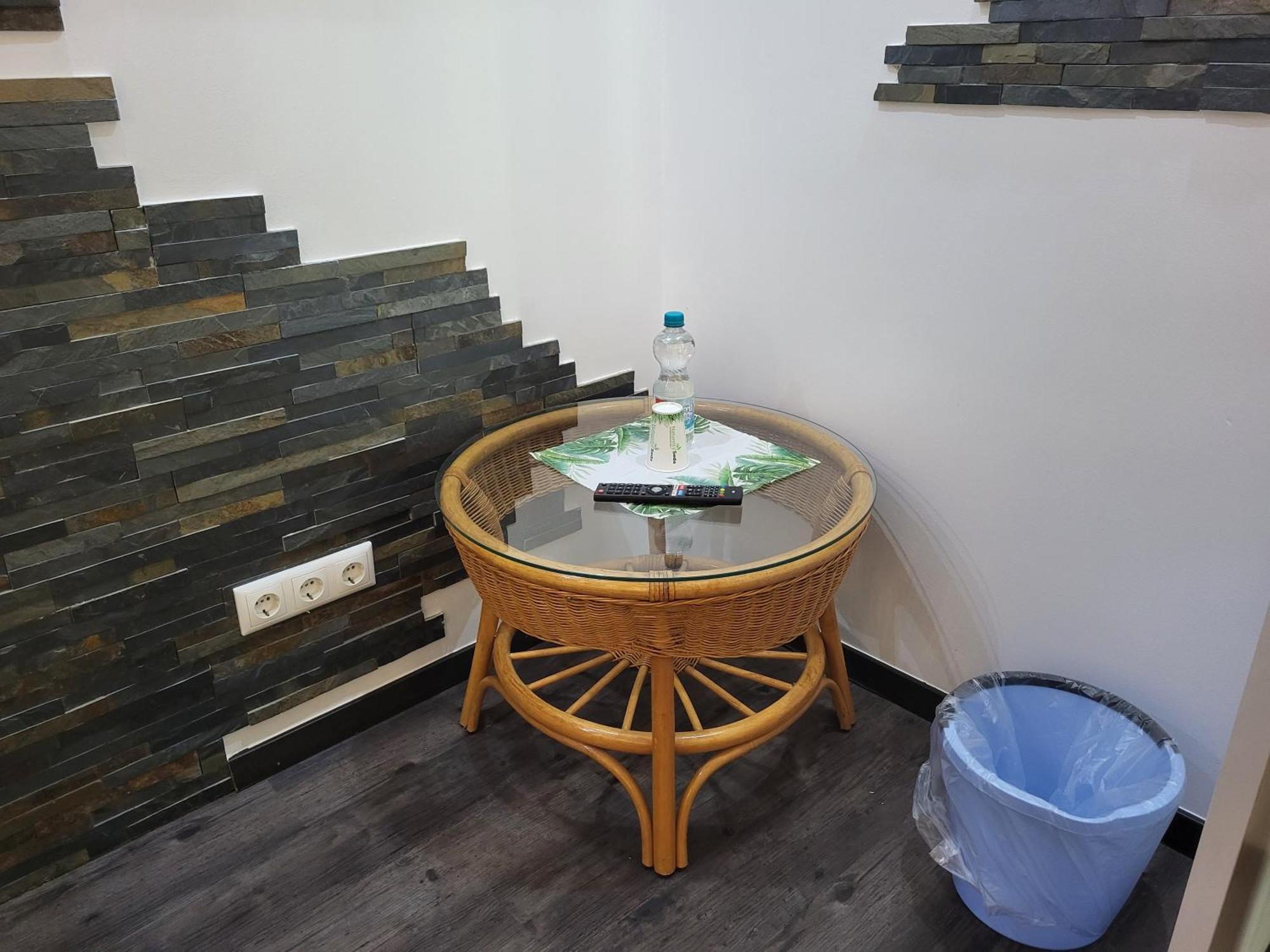 Seelze-Letter Monteurzimmer / Apartment / Messezimmer Bilik gambar